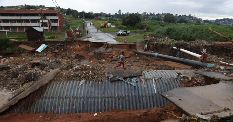 Death Toll in South Africa Floods Passes 250