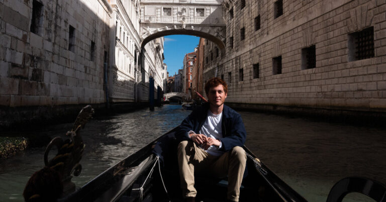 In Venice, a Young Boatman Steers a Course of His Own