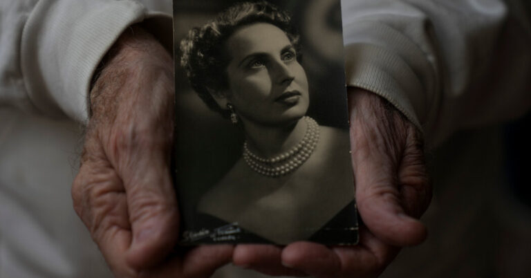 Mimi Reinhard, Who Typed Up Schindler’s List, Dies at 107