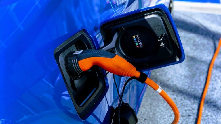 MG Motor India Partners With Bharat Petroleum on EV Charging Infrastructure