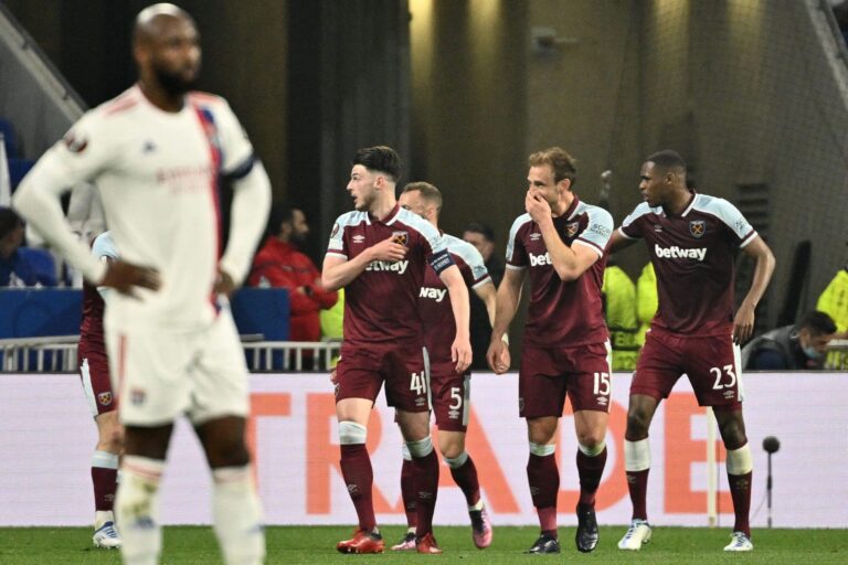 West Ham poke fun at Lyon’s Moussa Dembele over first-leg antics