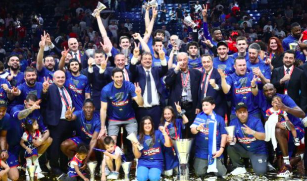 Anadolu Efes repeats as EuroLeague champions