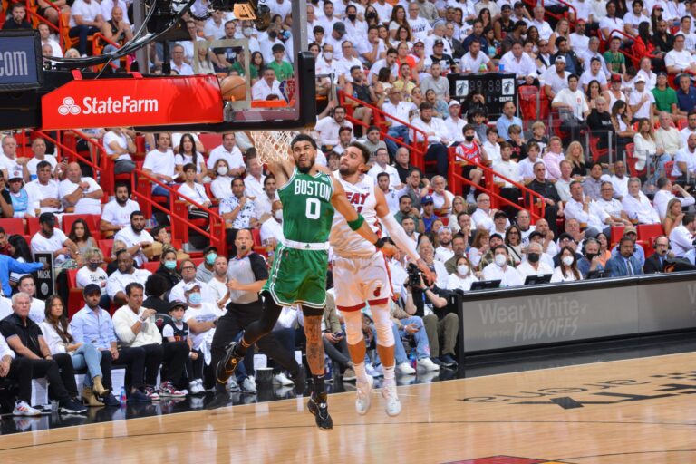 Celtics ‘Wake Up’ and Win Game 2 of ECF 127-102