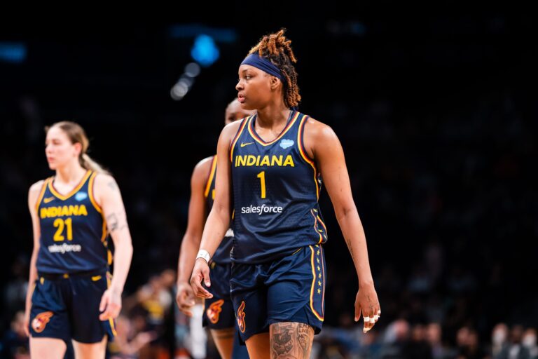 NaLyssa Smith Leaves Game Against Atlanta With Right Ankle Injury