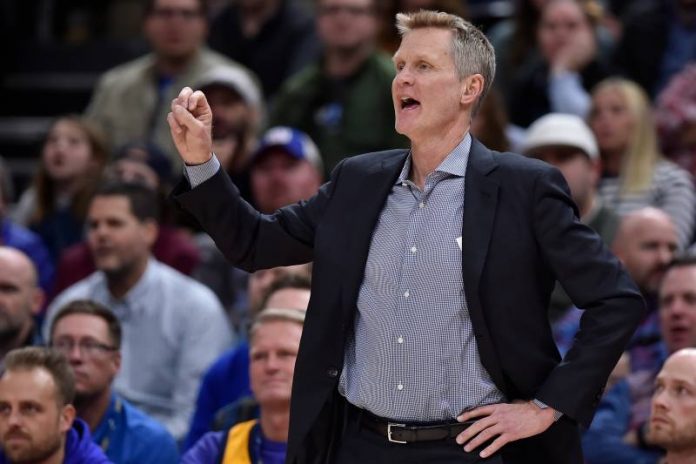 Steve Kerr wants people to give Kevon Looney his flowers