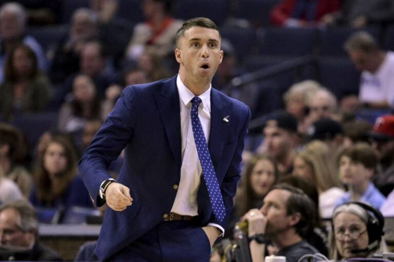 Nuggets are expected to add Ryan Saunders