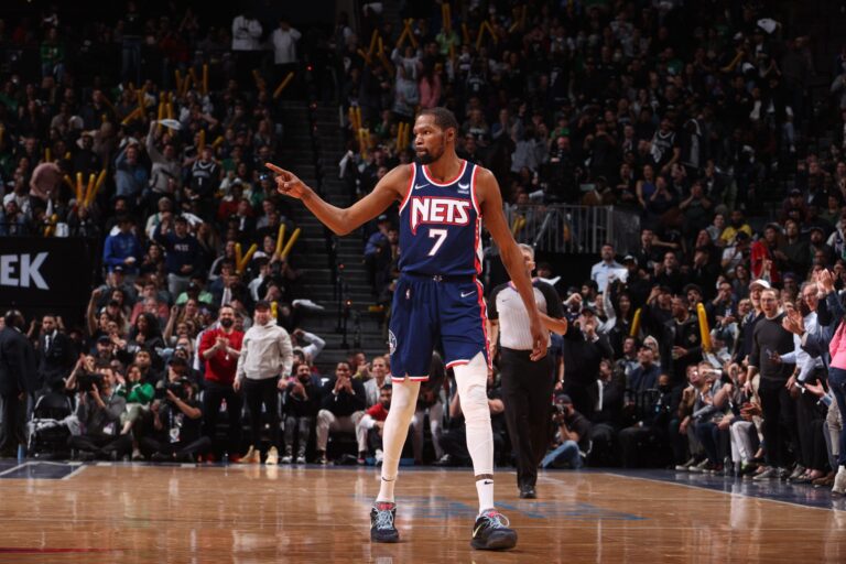 REPORT: Kevin Durant Requests a Trade From the Nets