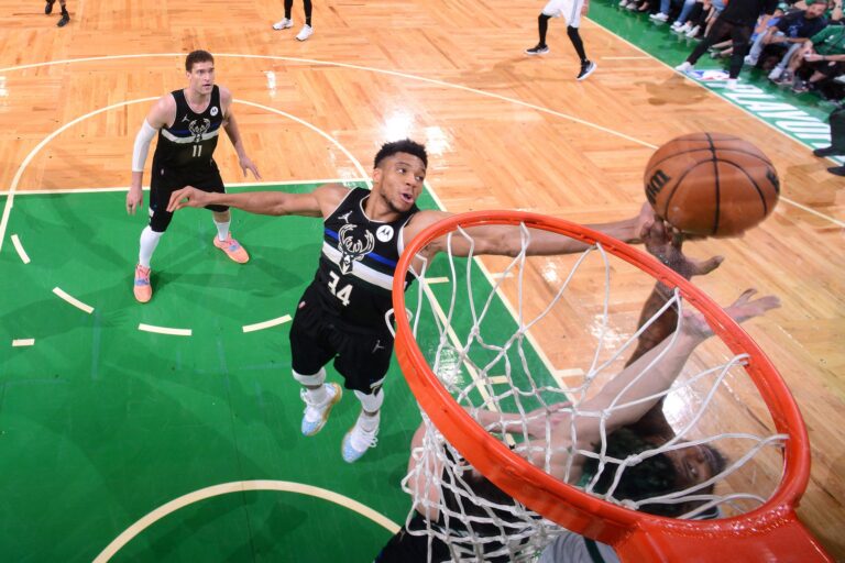 Giannis Antetokounmpo Open to Playing for Chicago ‘Down the Line’