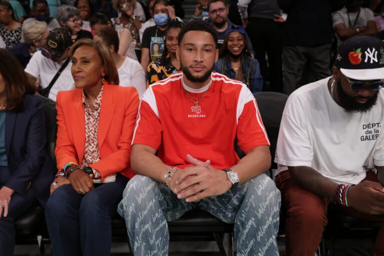 REPORT: Ben Simmons Left Group Chat After Being Asked About Health