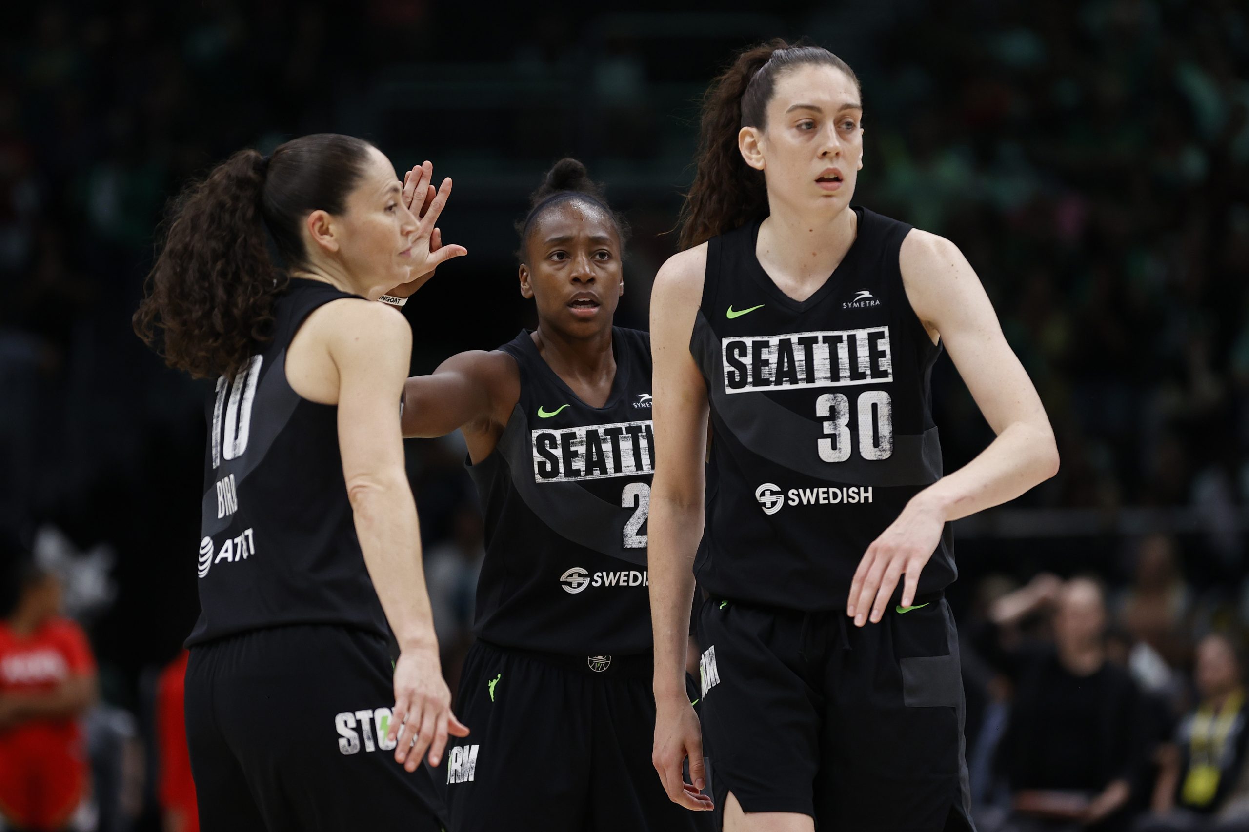 Breanna Stewart Speaks About Playing With Jewell Loyd