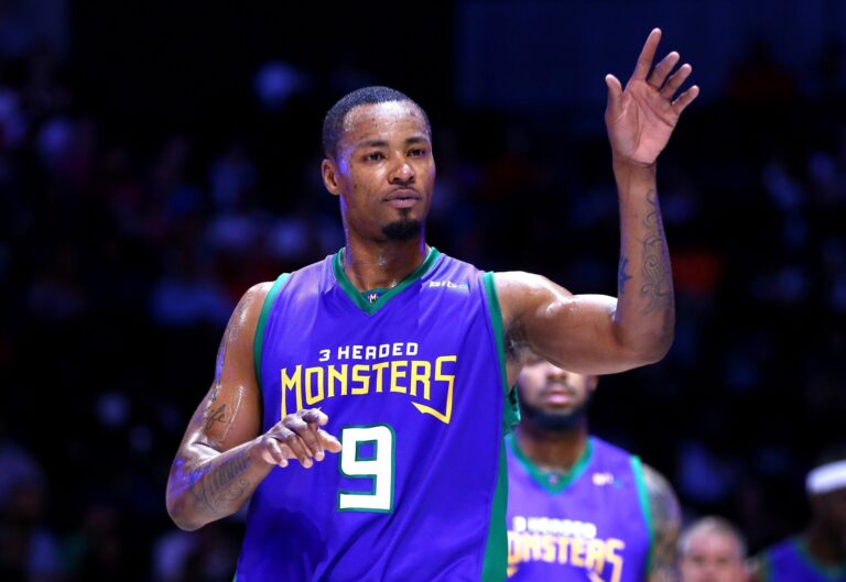 Pistons tap Rashard Lewis, Keith Bogans for assistant coaching positions