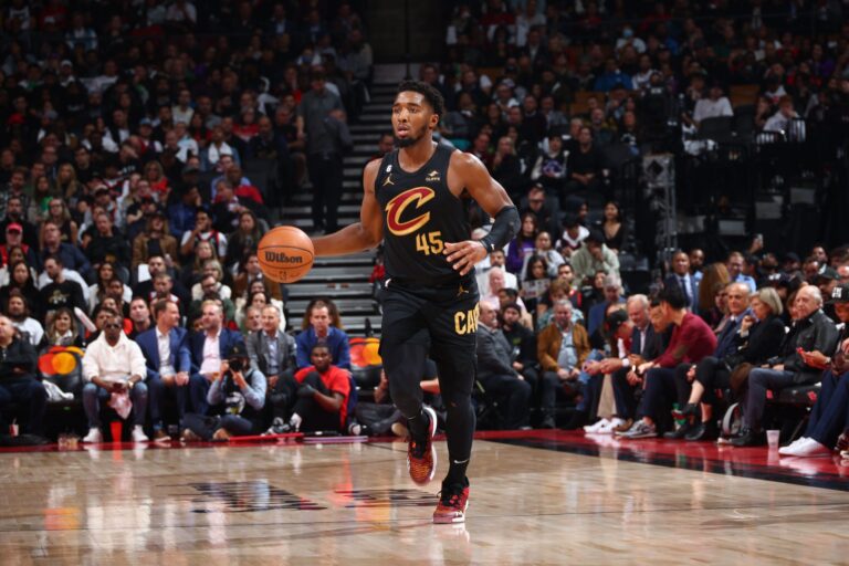 ‘Comfortable’ Donovan Mitchell Drops 31 in His Cleveland Cavaliers Debut