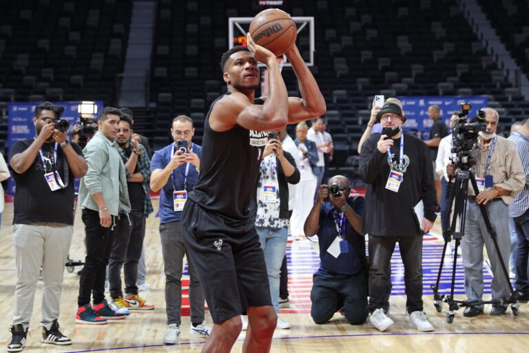Giannis Antetokounmpo Chasing Greatness by Becoming ‘a Little Bit Crazy’ |SLAM