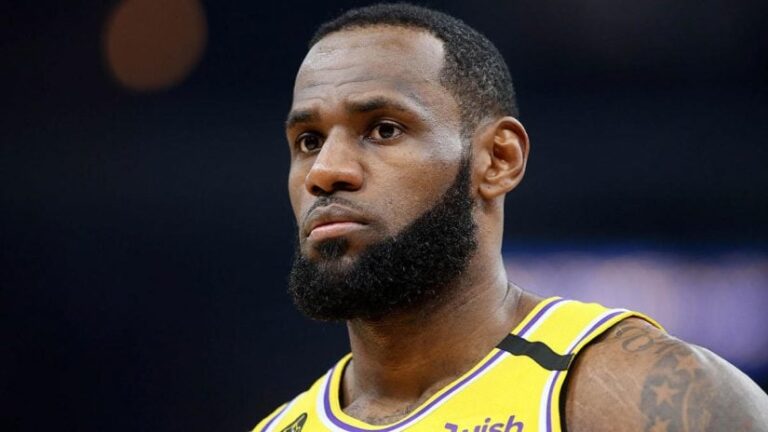 LeBron James prefers Lakers trade their first round picks to improve team now