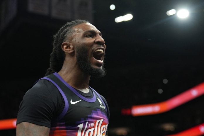 Anonymous GM questions Jae Crowder sitting out for Suns amid ongoing trade spectacle