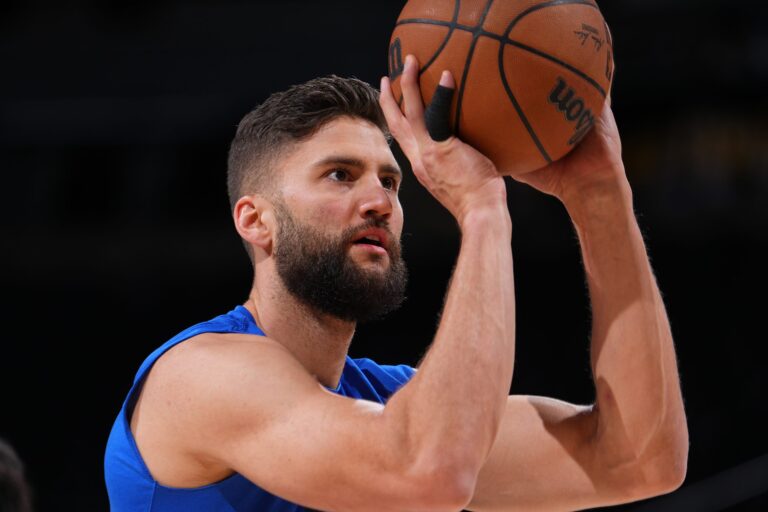 Maxi Kleber Will Miss Six-Eight Weeks Due to Knee and Hamstring Injuries