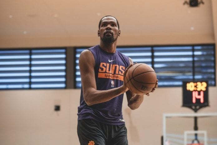 Kevin Durant knocking down shots (VIDEO)