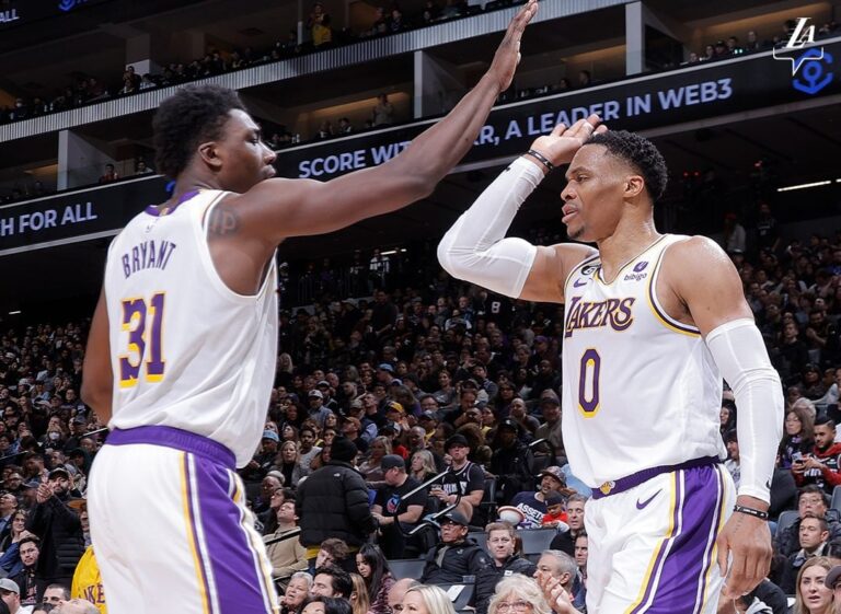 Lakers believe they at least one trade away from being contenders