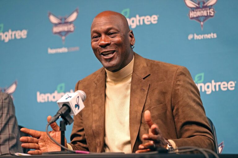 Michael Jordan in ‘serious talks’ to sell Hornets majority stake