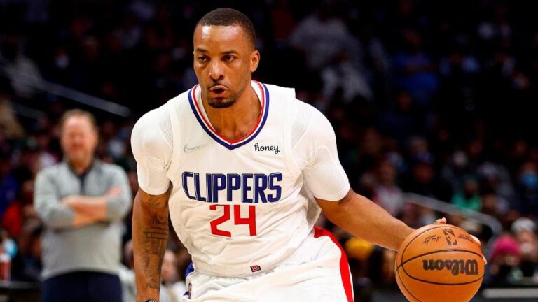 Clippers’ Norman Powell expected to take shoulder treatment for at least a week, return TBD