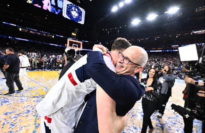Connecticut dominates San Diego State, clinches fifth NCAA national title
