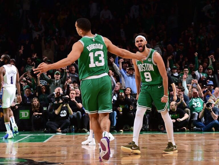 Celtics burst in 3rd frame, level series to 1-1 against 76ers