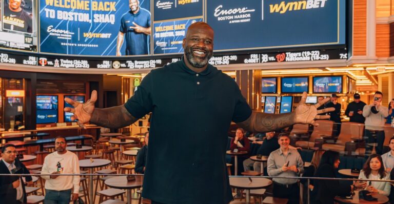 Shaquille O’Neal buys the family a washer and dryer
