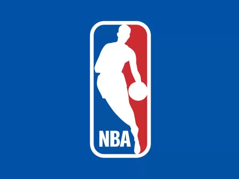 NBA coach: “You can’t have a hot woman [coaching] in NBA”