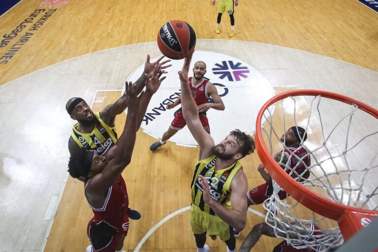 Fenerbahce secures the third position in the 2023 VTB SuperCup