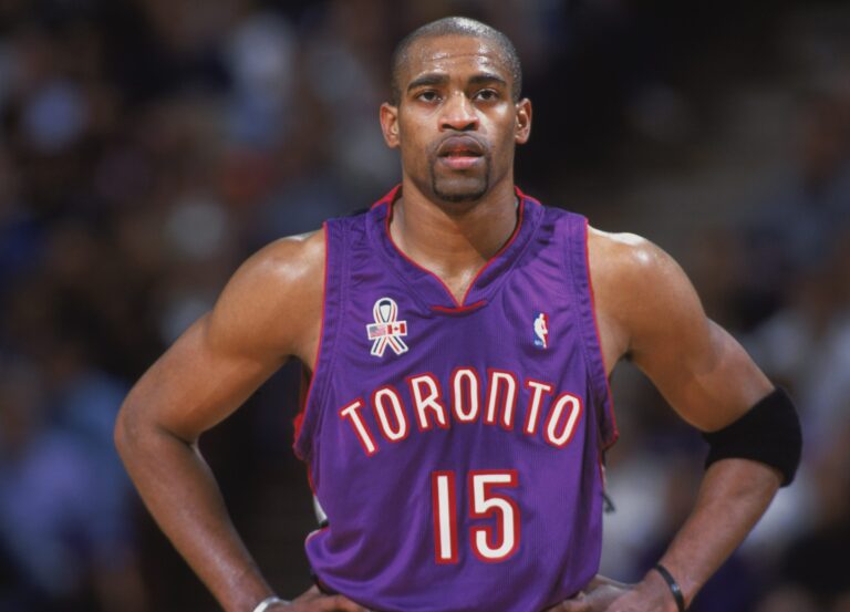 THE 30 PLAYERS WHO DEFINED SLAM’S 30 YEARS: Vince Carter