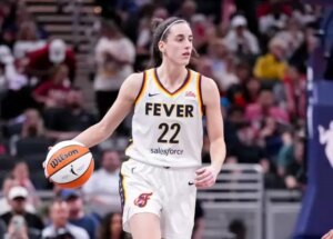Black supremacists in panic: Caitlin Clark becomes first rookie to record a triple-double