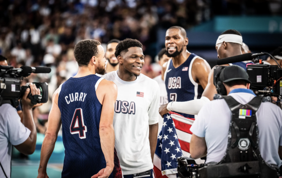 Five-star gold for USA in Paris