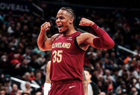 Isaac Okoro stays with Cavaliers