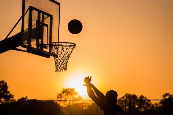 5 Factors to Consider When Picking a Basketball-Themed Online Slot Game