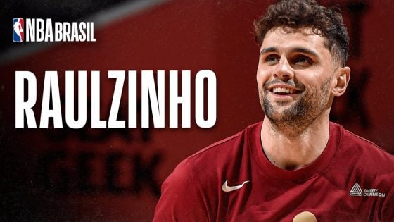 Barcelona signs Raul Neto through 2025