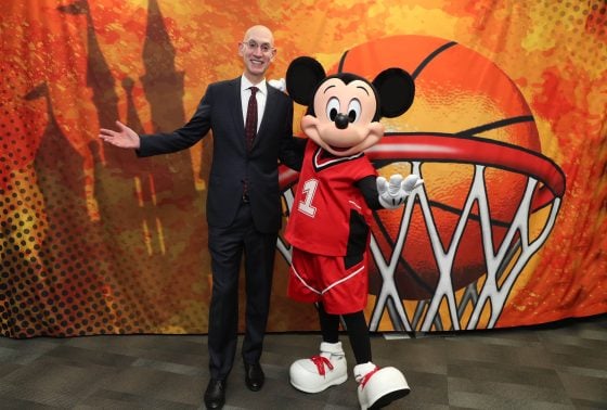 Mickey Mouse broadcast highlights Knicks-Spurs game